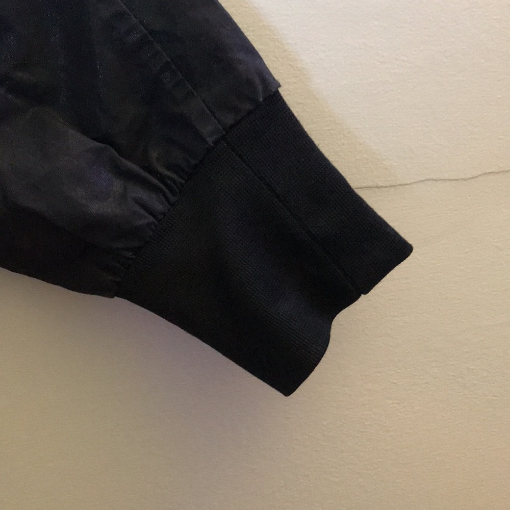 Jacket - Picture 4 of 6